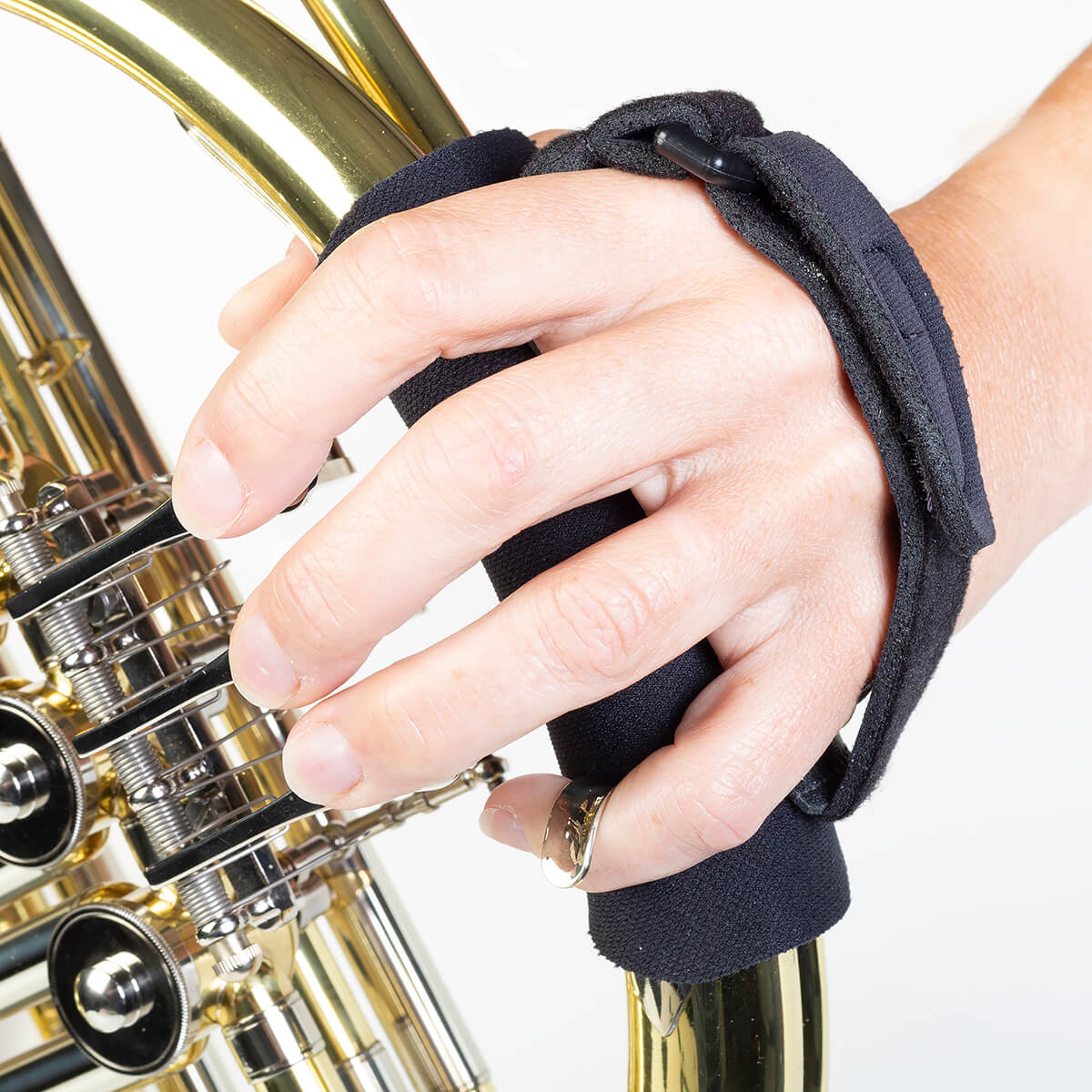 French horn hand deals guard